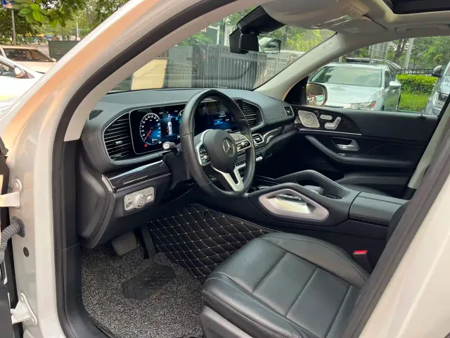 Mercedes-Benz GLE-Class — Фото автомобиля 11