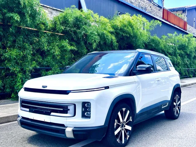 Фотография автомобиля — Geely ICON