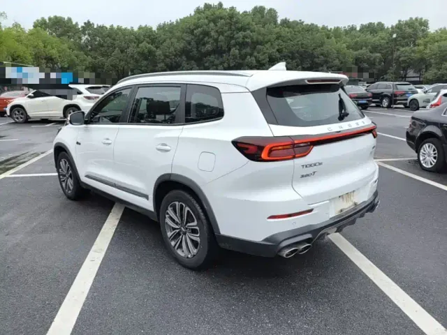 Chery Tiggo 8 — Фото автомобиля 4