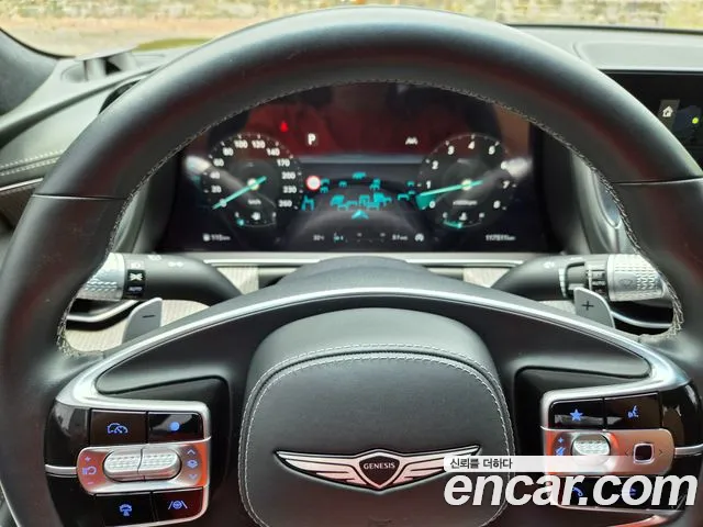 Genesis G90 Бензин 3.5 турбо AWD — Фото автомобиля 8