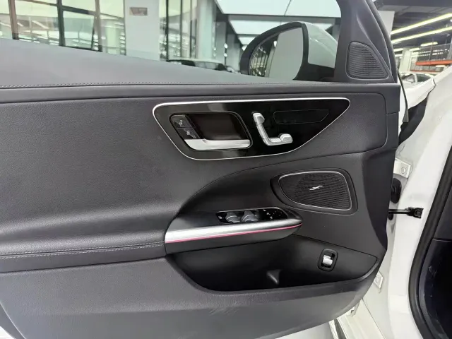 Mercedes-Benz C-Class — Фото автомобиля 11
