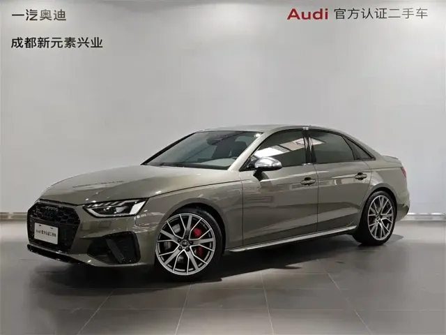 Фотография автомобиля — Audi S4