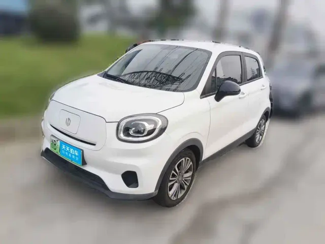 Фотография автомобиля — Leapmotor T03