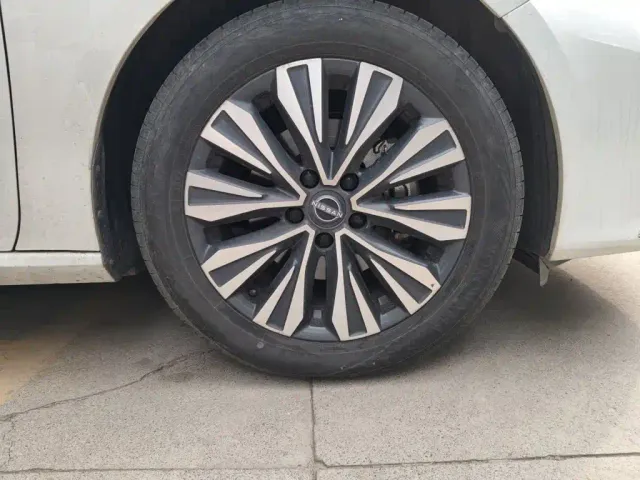 Nissan Teana — Фото автомобиля 24
