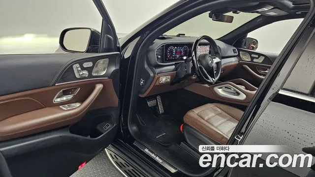 Mercedes-Benz GLS-Class — Фото автомобиля 8