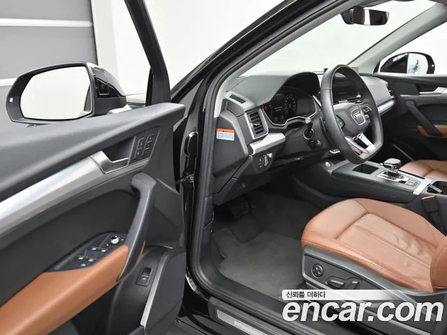 Audi Q5 FY — Фото автомобиля 11