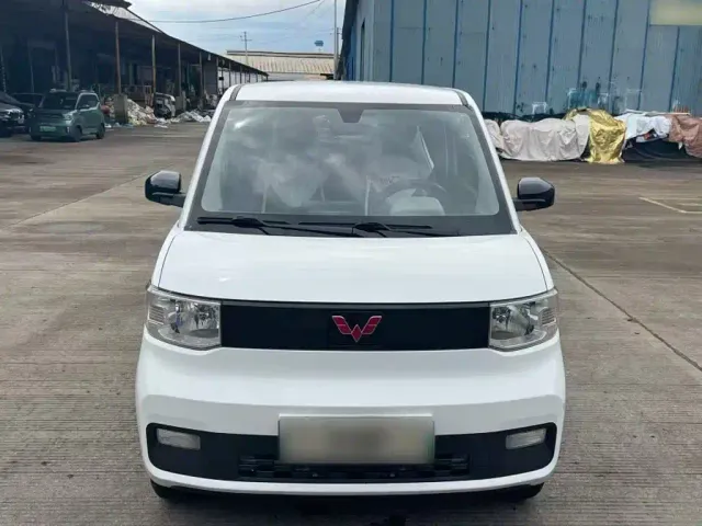 Wuling Hongguang Mini EV — Фото автомобиля 6