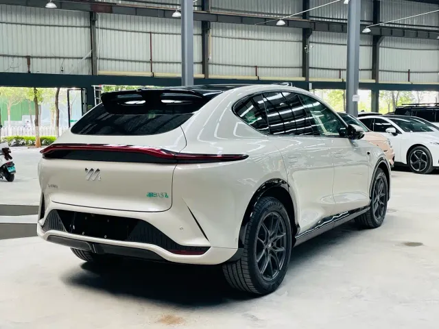 IM Motors LS7 — Фото автомобиля 4