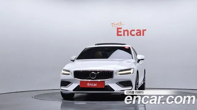 Вольво S60 S60 третьего поколения B5 Ultimate Bright — Фото автомобиля 3