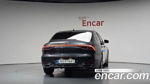 Hyundai Grandeur New — Фото автомобиля 4