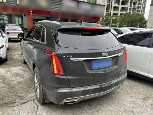 Cadillac XT5 — Фото автомобиля 5