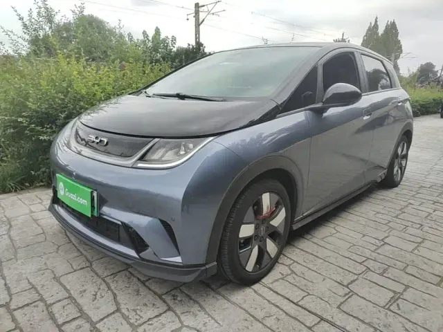 Фотография автомобиля — BYD Dolphin