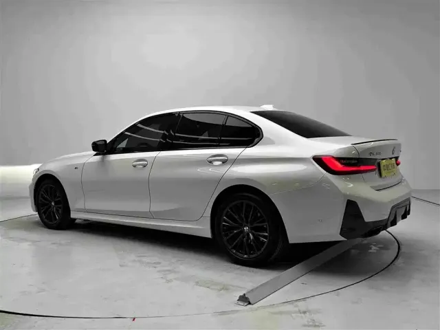 BMW 3 Series — Фото автомобиля 18