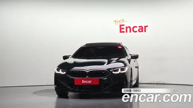 BMW 8 Series G15 — Фото автомобиля 3