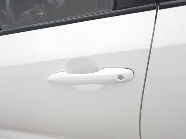 Toyota Corolla — Фото автомобиля 18