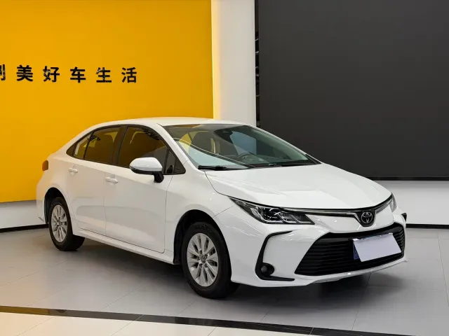 Toyota Corolla — Фото автомобиля 3