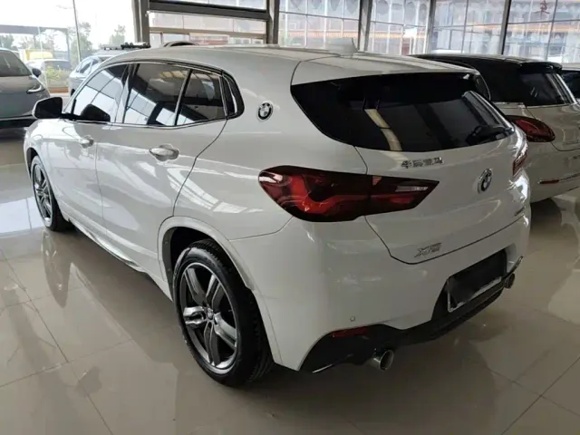 BMW X2 — Фото автомобиля 4