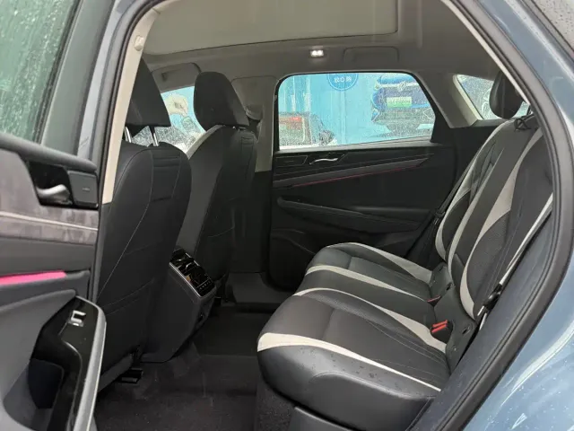 Volkswagen ID.7 Vizzion — Фото автомобиля 10