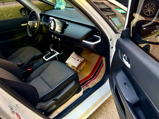 Honda Fit — Фото автомобиля 8
