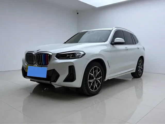 Фотография автомобиля — BMW X3