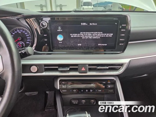 Kia K5 K5 3 поколение 2.0 LPI(Для проката) — Фото автомобиля 14