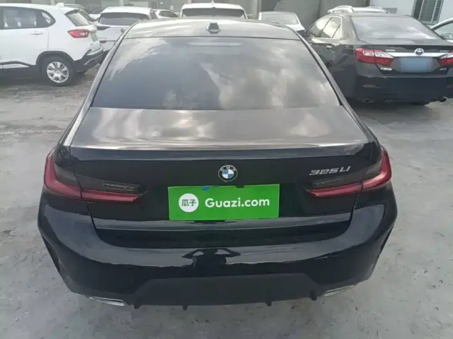BMW 3 Series — Фото автомобиля 5