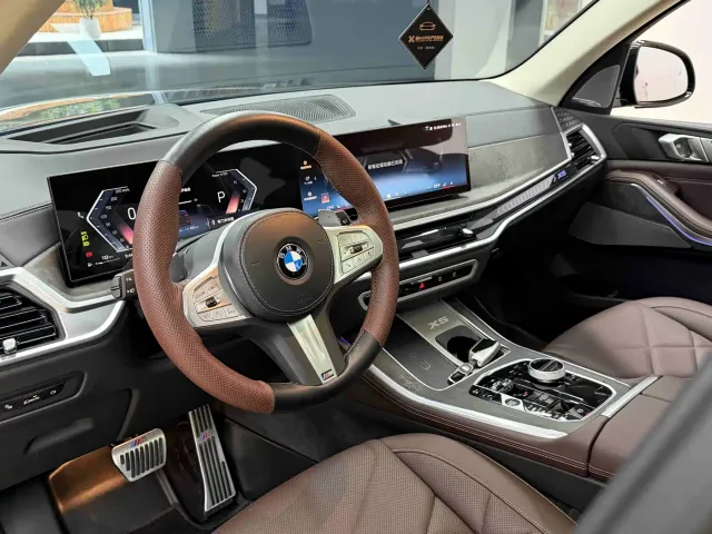 BMW X5 — Фото автомобиля 13
