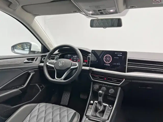 Volkswagen Sagitar — Фото автомобиля 23