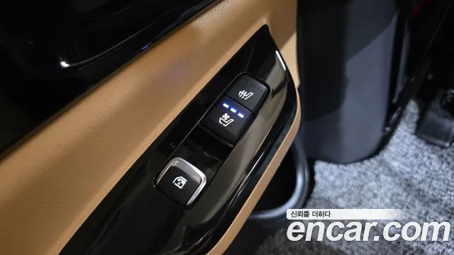 Kia Canival Carnival 4 поколение Дизель 9 мест Signature — Фото автомобиля 18