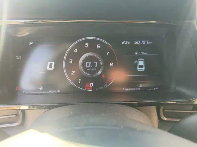 Hyundai Elantra — Фото автомобиля 11
