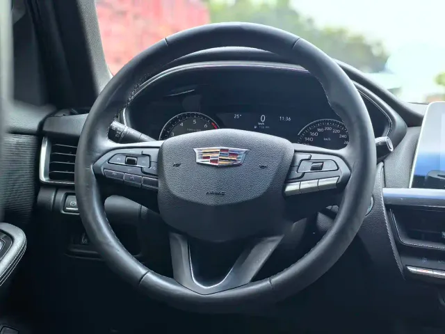Cadillac CT5 — Фото автомобиля 11