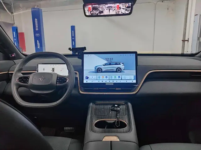 Dongfeng eπ 008 — Фото автомобиля 2