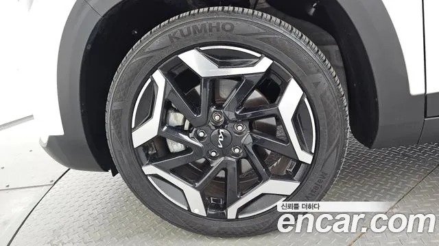Kia Seltos Бензин 1.6 турбо 2WD — Фото автомобиля 4