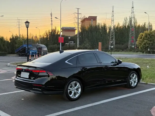 Honda Accord — Фото автомобиля 6
