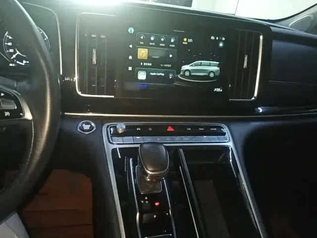 GAC Trumpchi M8 — Фото автомобиля 9