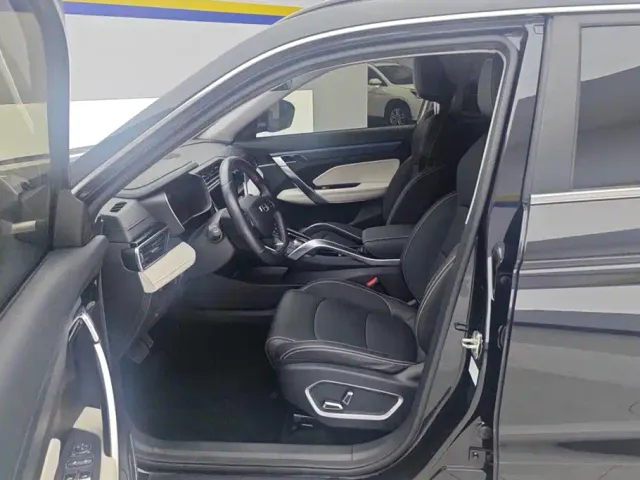 Geely Boyue — Фото автомобиля 9