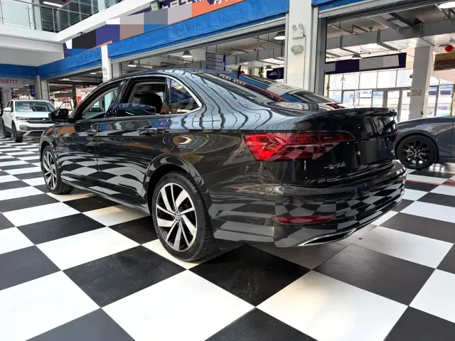 Volkswagen Sagitar — Фото автомобиля 17