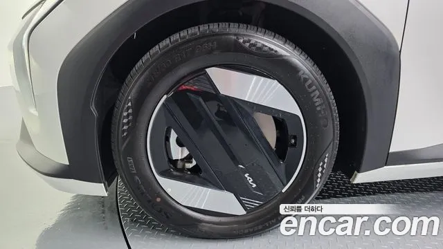Kia EV4 — Фото автомобиля 5