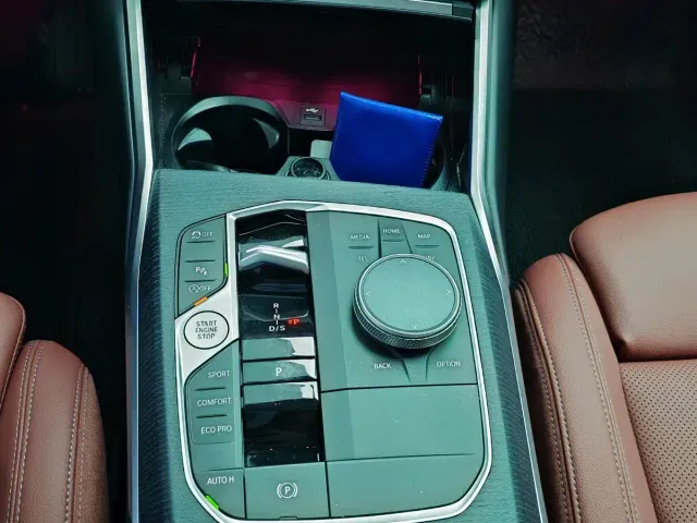 BMW 3 Series — Фото автомобиля 15