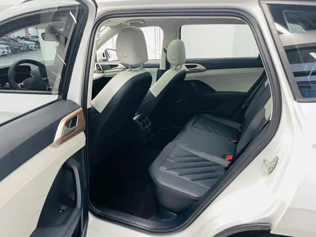 Volkswagen Tharu — Фото автомобиля 9
