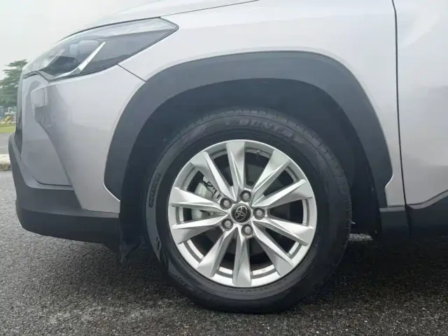 Toyota Corolla Cross — Фото автомобиля 16