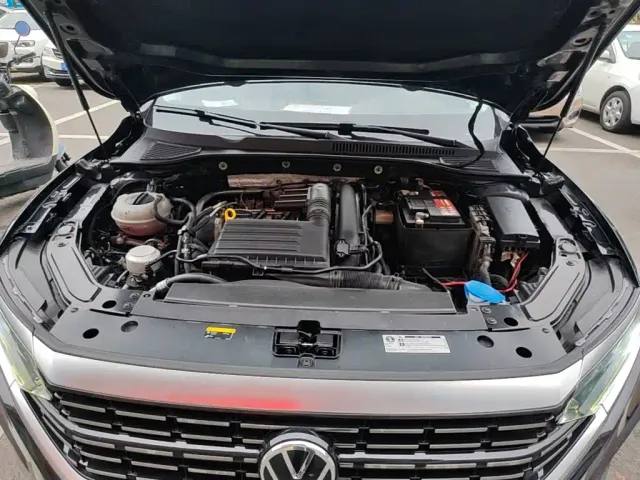 Volkswagen Passat — Фото автомобиля 19