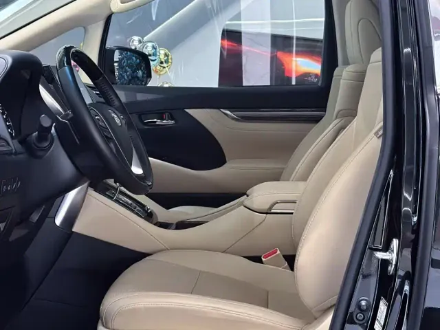 Toyota Alphard 2023 Dual Hybrid 2.5L Ultimate Gold Edition — Фото автомобиля 6