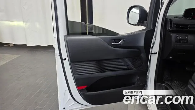 Hyundai Staria — Фото автомобиля 24