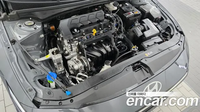 Hyundai Avante CN7 — Фото автомобиля 9
