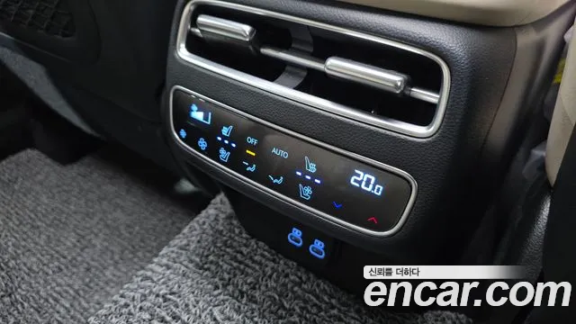 Genesis GV70 2.5T Бензин 2WD — Фото автомобиля 17