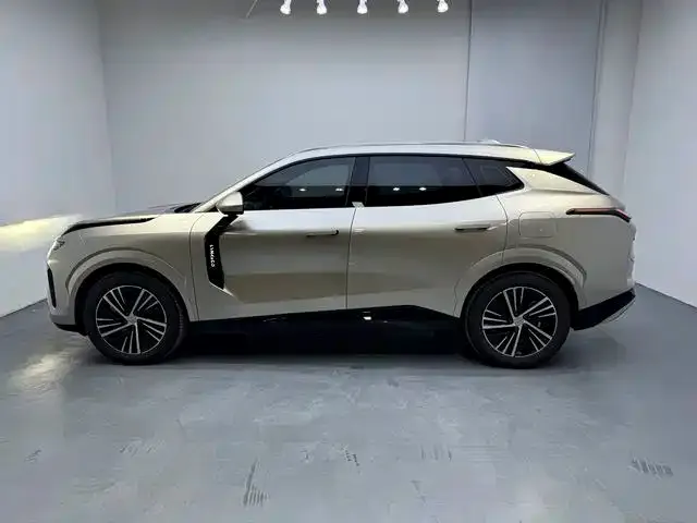 Lynk & Co 08 EM-P — Фото автомобиля 8