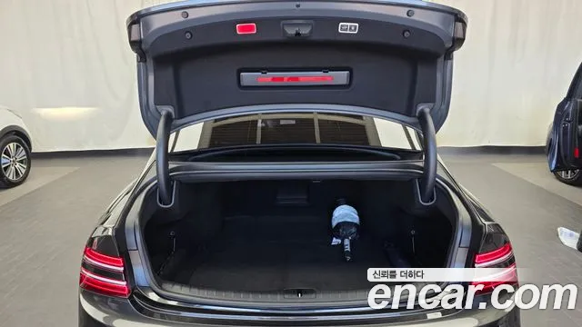 Genesis G80 RG3 — Фото автомобиля 26
