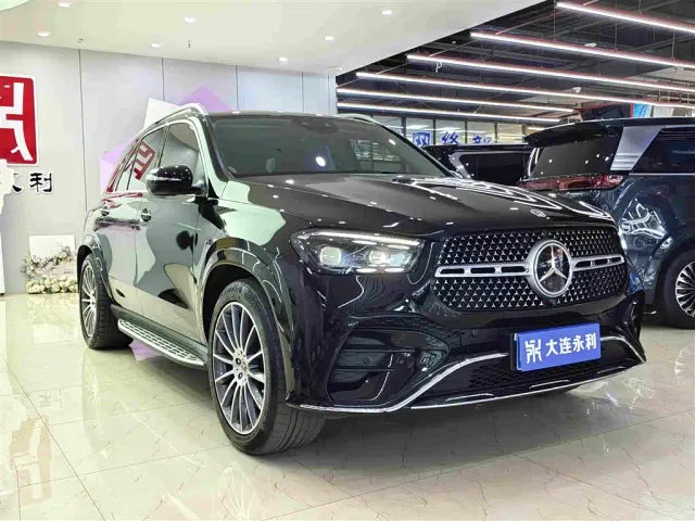 Mercedes-Benz GLE-Class — Фото автомобиля 3