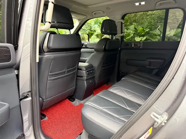 BYD FangChengBao Leopard 5 — Фото автомобиля 18